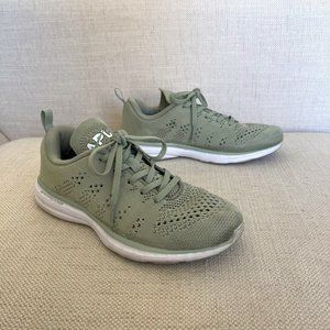 APL Techloom Pro Running Sneakers Green Size 7